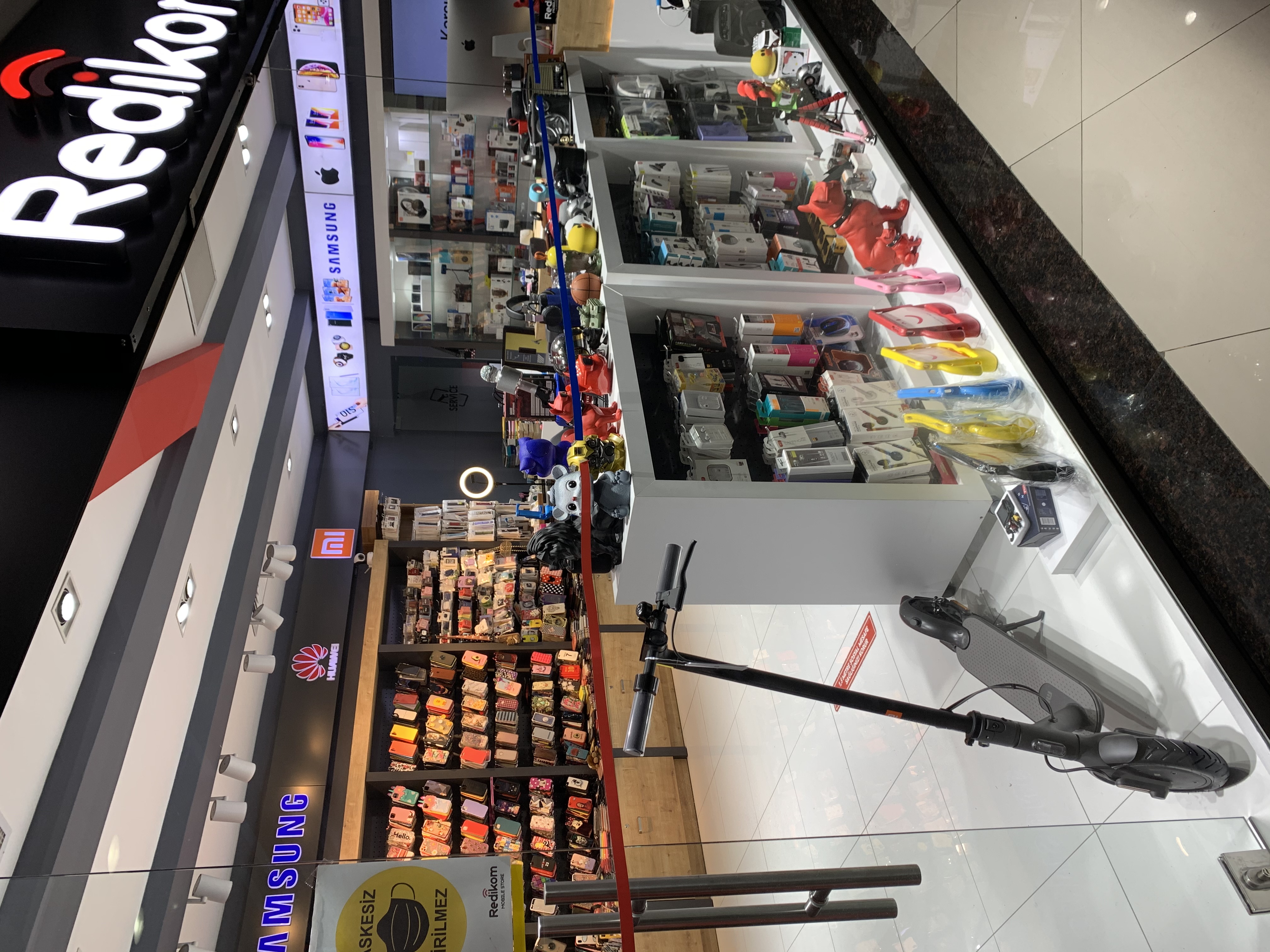 Redikom Mobile Store kapak fotoğrafı