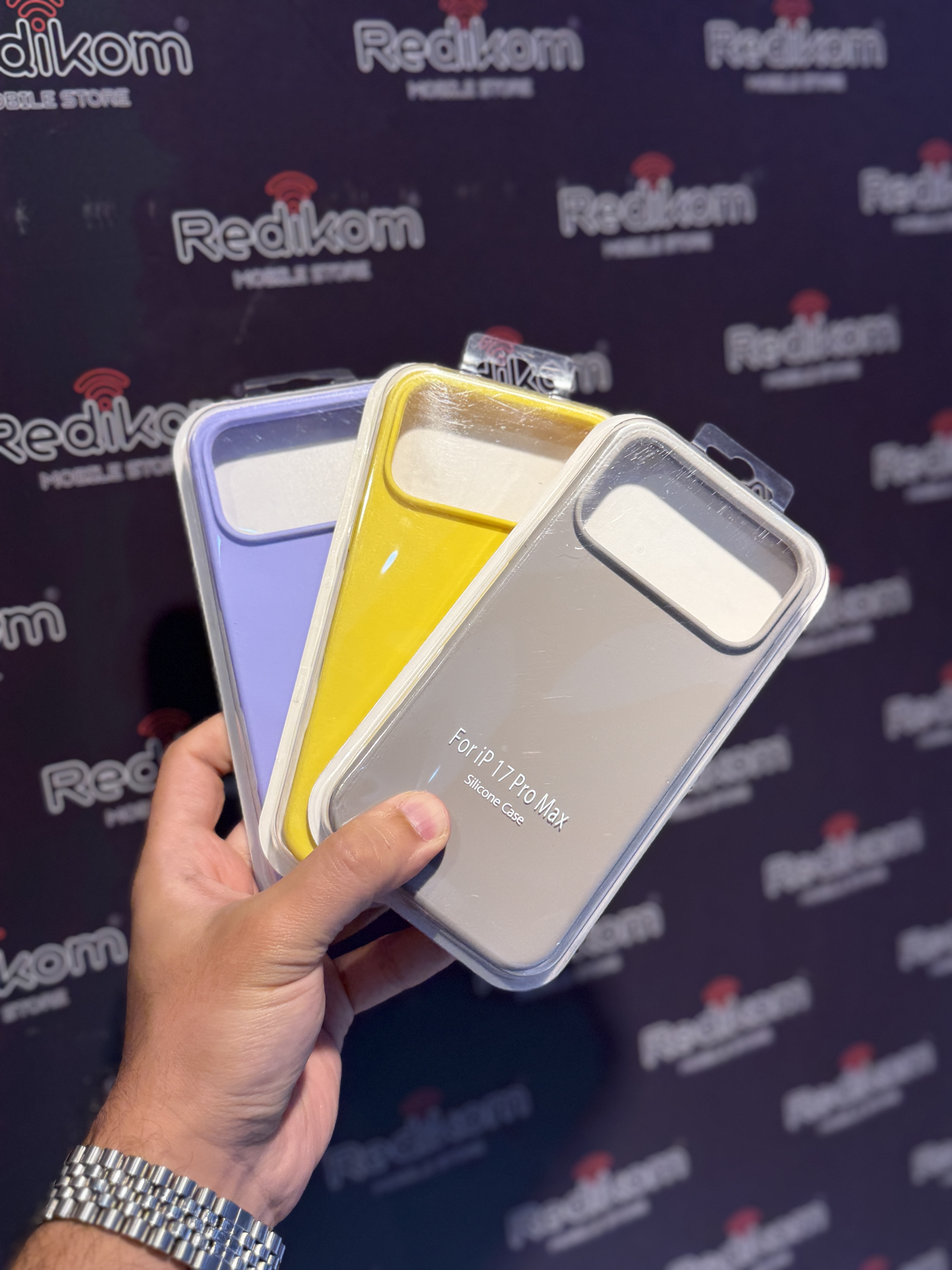 Apple iPhone 17/ 18 Pro / Pro Max Silikon Kılıf 1